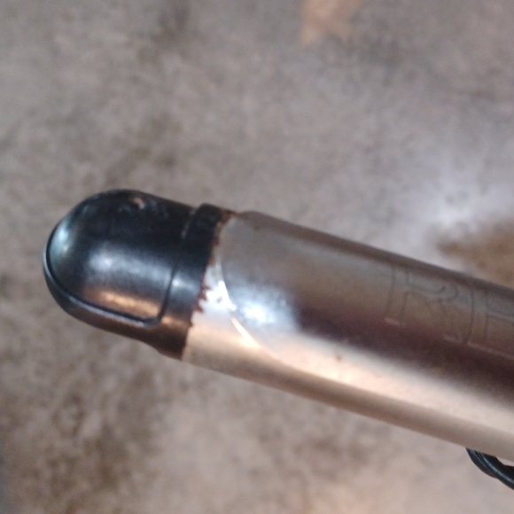 Revlon curling iron - Picture 3 of 3